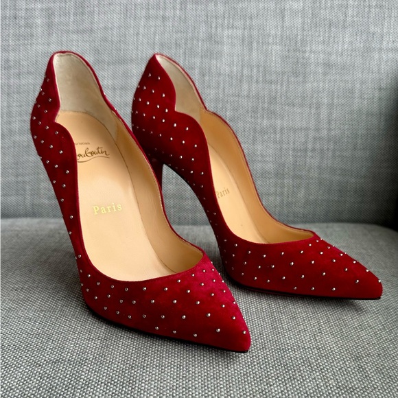 NEVER WORN. STUDDED RED SUEDE CHRISTIAN LOUBOUTIN